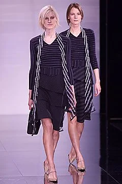 Look 16